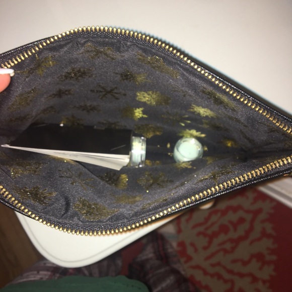 Dior makeup and accessory bag - Picture 4 of 4